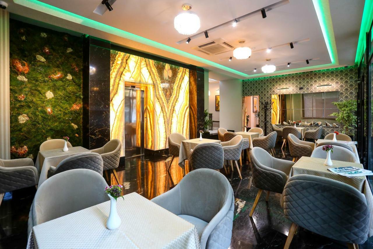 Emerald Boutique Hotel Tirana Exterior foto
