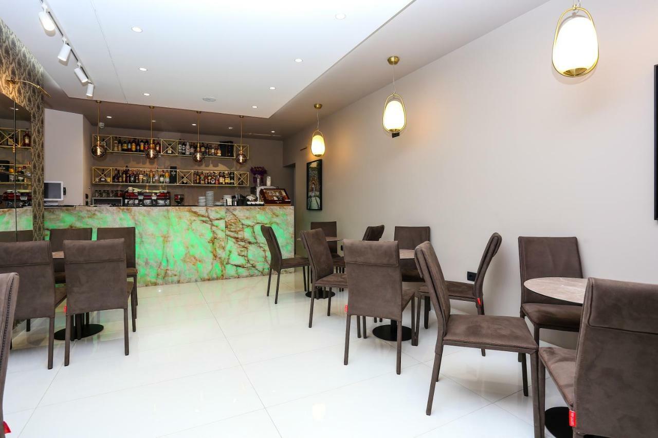 Emerald Boutique Hotel Tirana Exterior foto